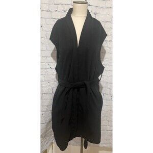 OAT New York Black Belted Long Sleevless Vest Size Large